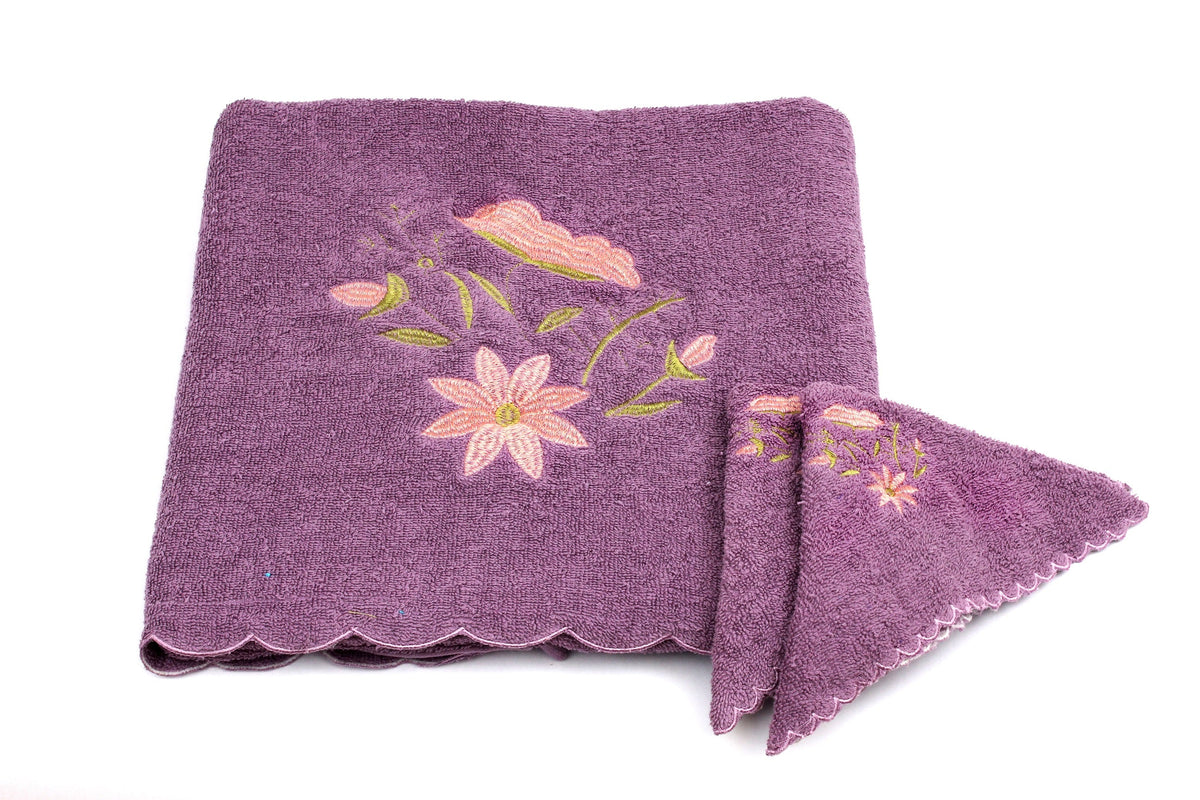 Embroidered Towel Set 3 Pcs with scalloped border