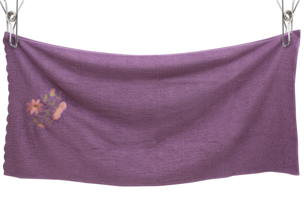 Embroidered Towel Set 3 Pcs with scalloped border